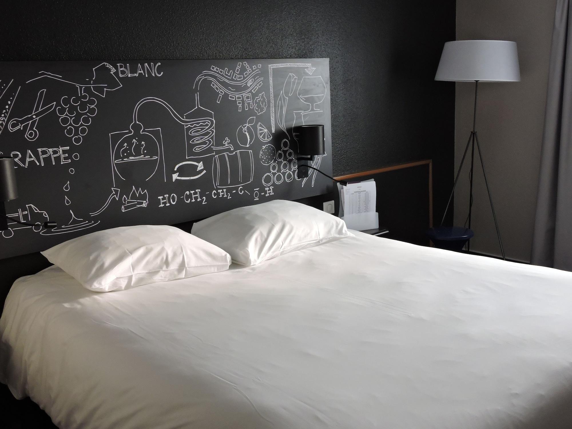 Ibis Styles Cognac Hotel Châteaubernard Exterior photo