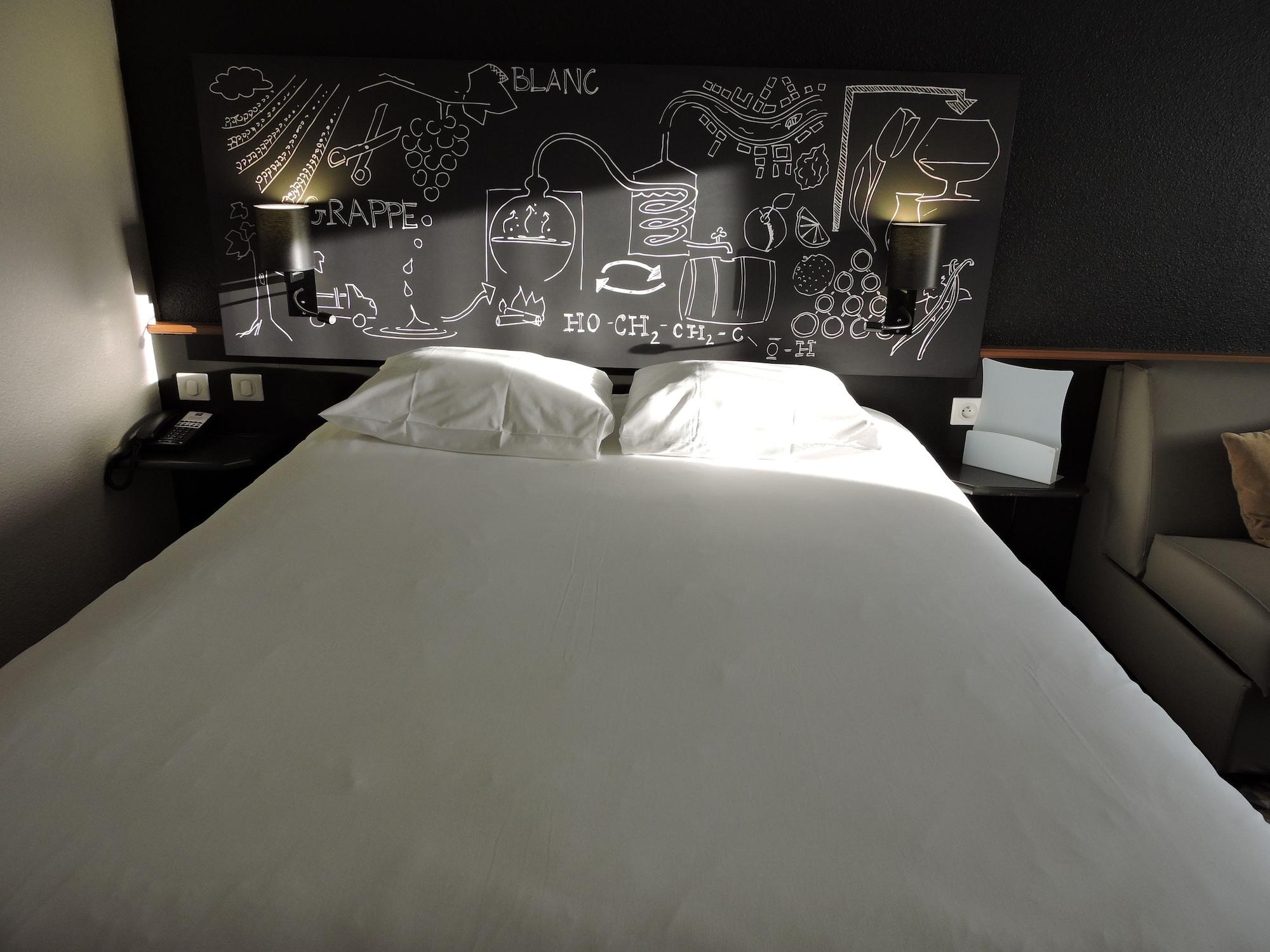 Ibis Styles Cognac Hotel Châteaubernard Exterior photo