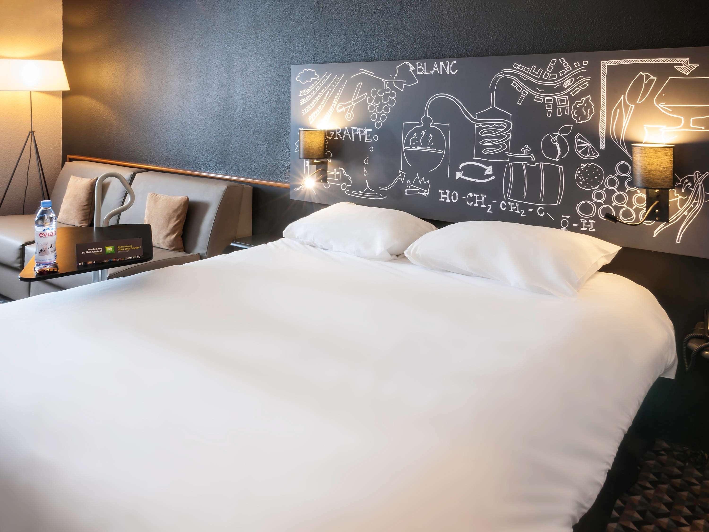 Ibis Styles Cognac Hotel Châteaubernard Exterior photo