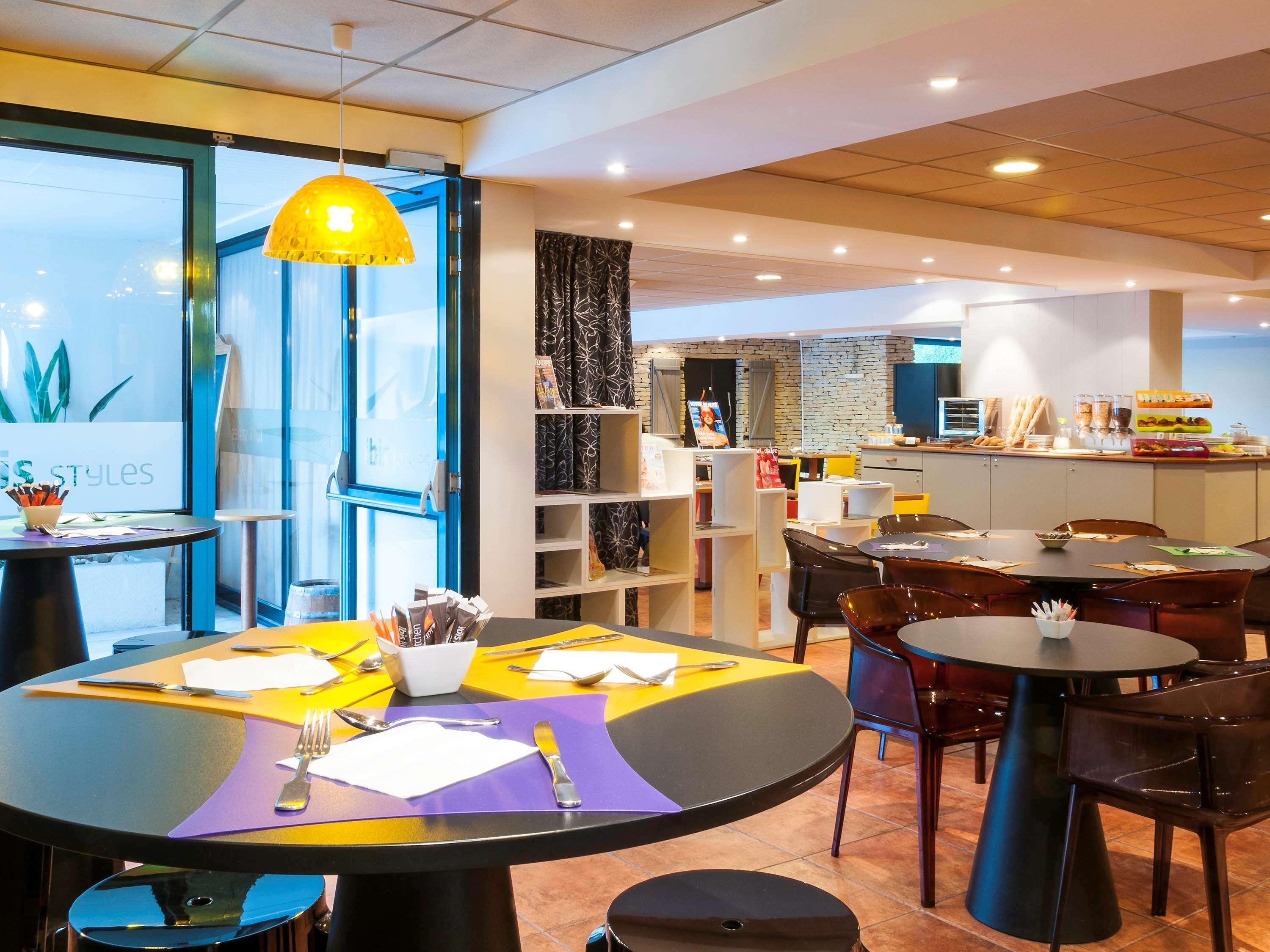 Ibis Styles Cognac Hotel Châteaubernard Exterior photo