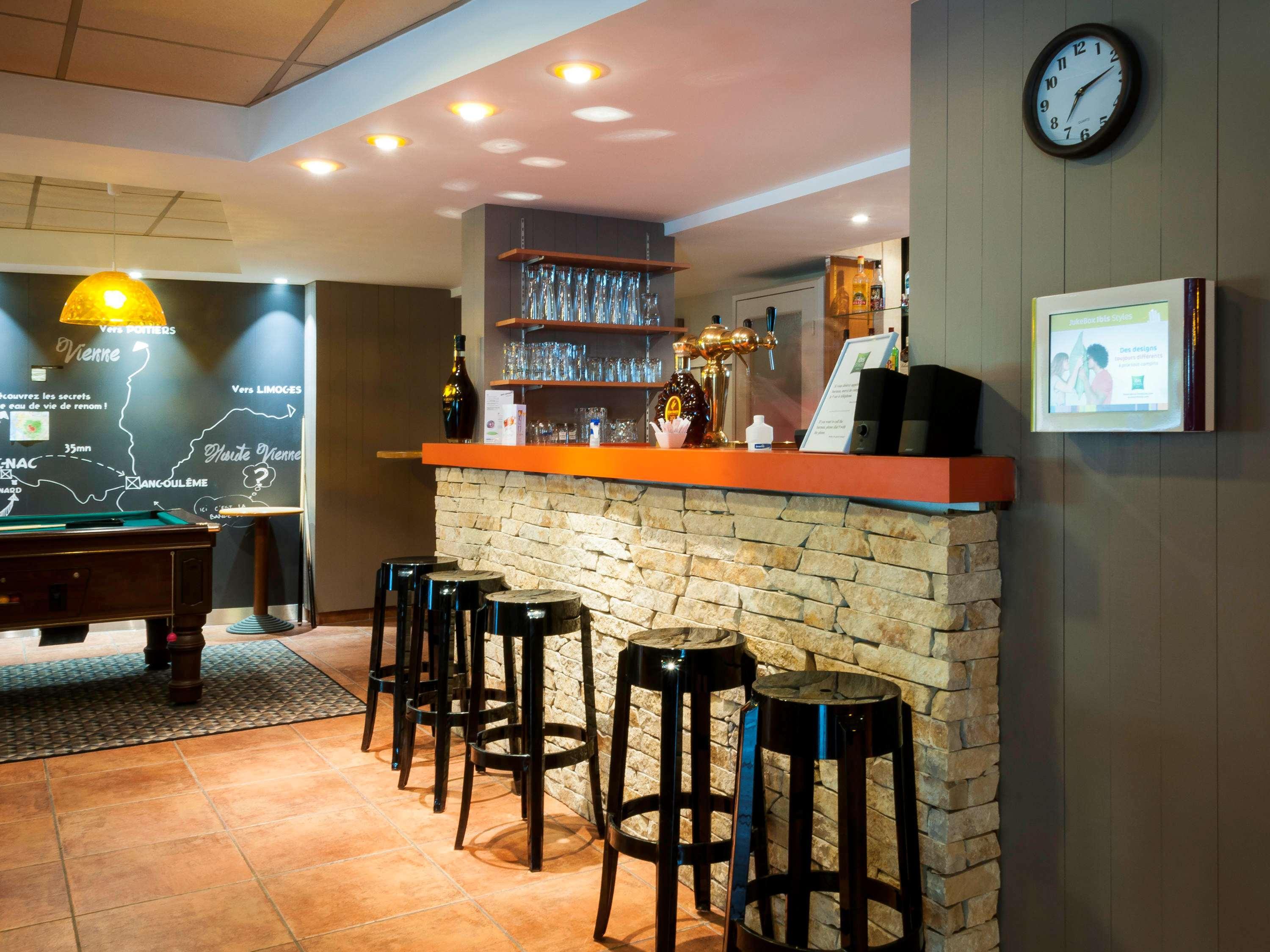 Ibis Styles Cognac Hotel Châteaubernard Exterior photo