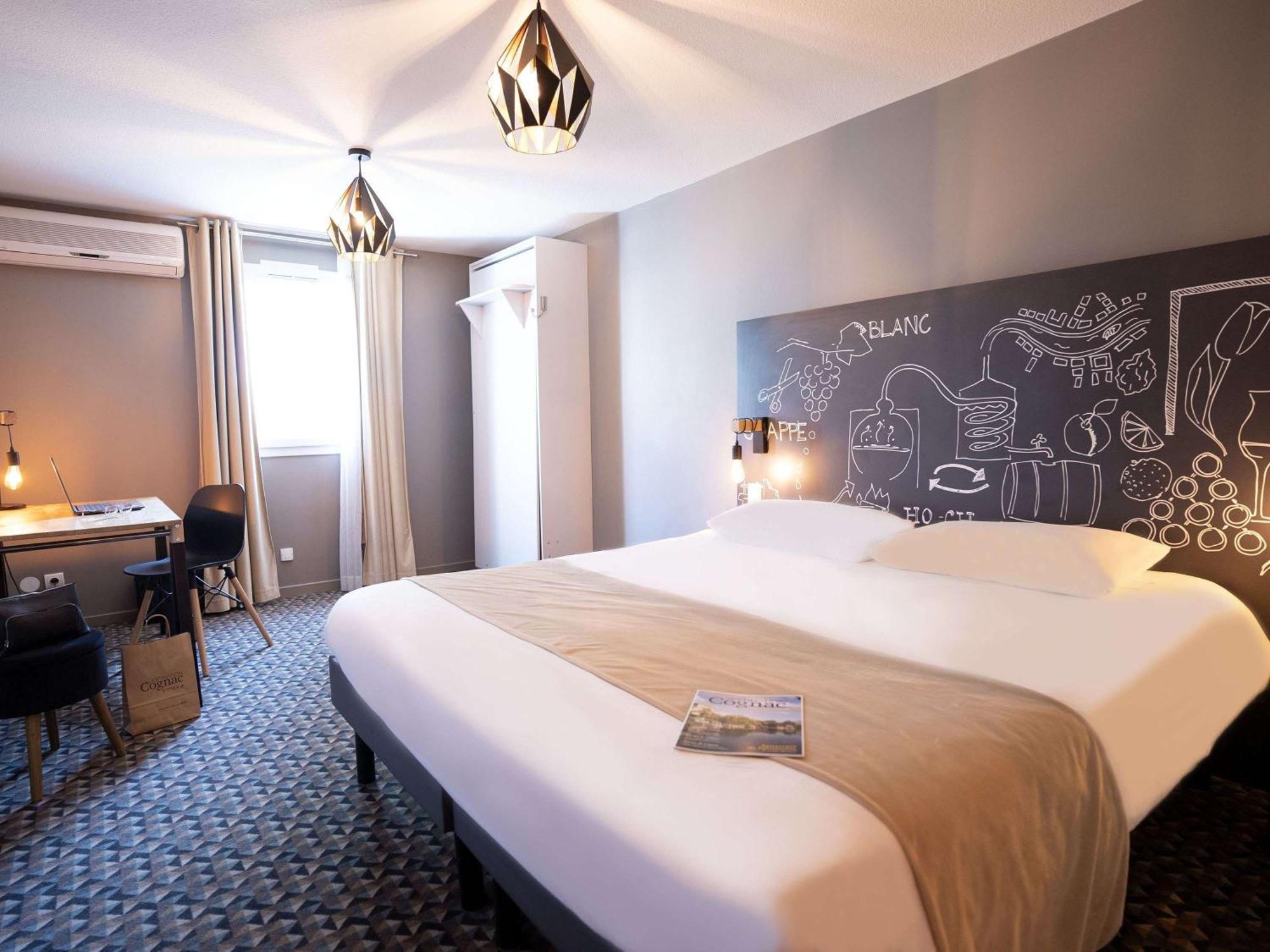 Ibis Styles Cognac Hotel Châteaubernard Exterior photo
