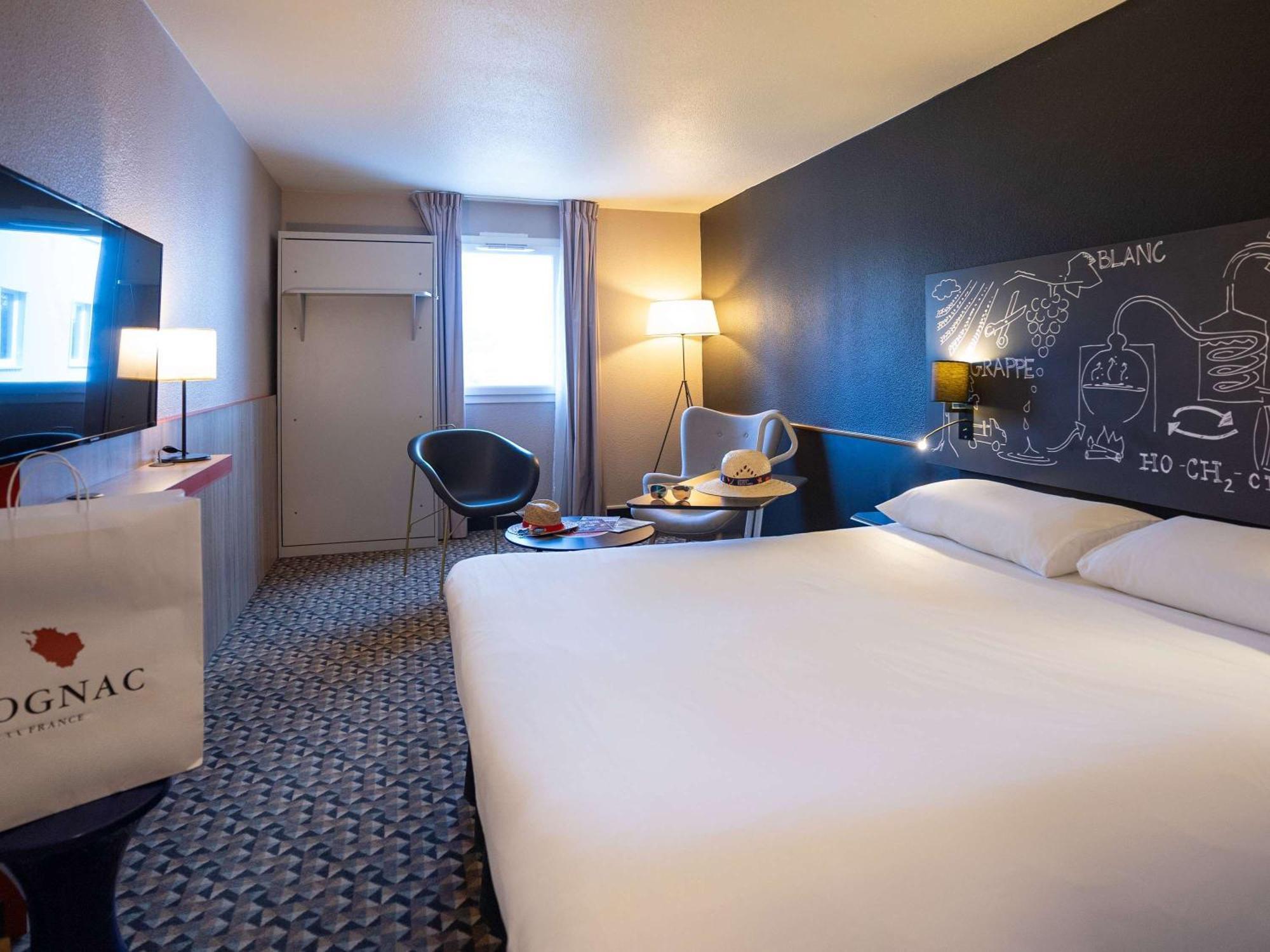 Ibis Styles Cognac Hotel Châteaubernard Exterior photo