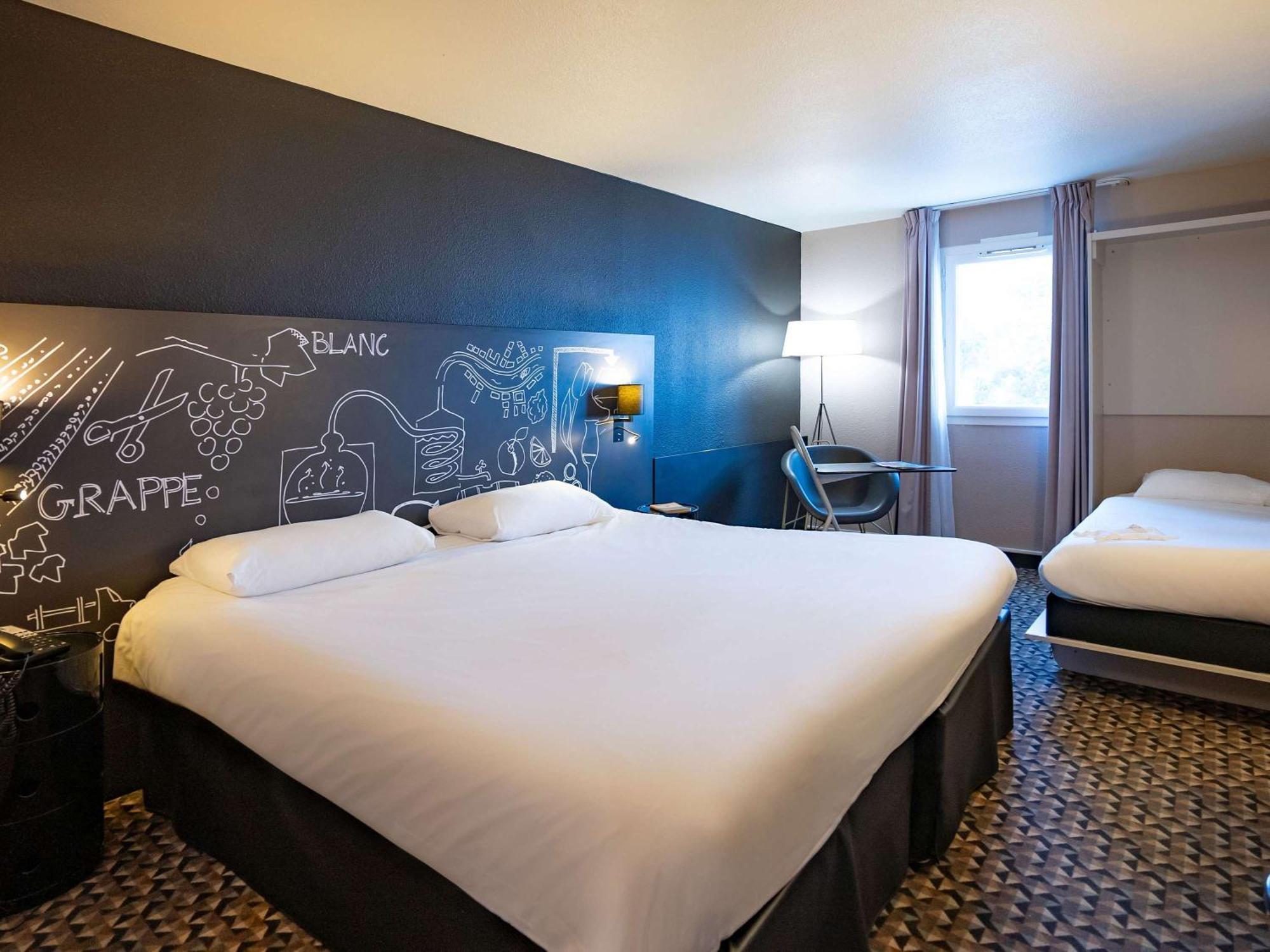 Ibis Styles Cognac Hotel Châteaubernard Exterior photo