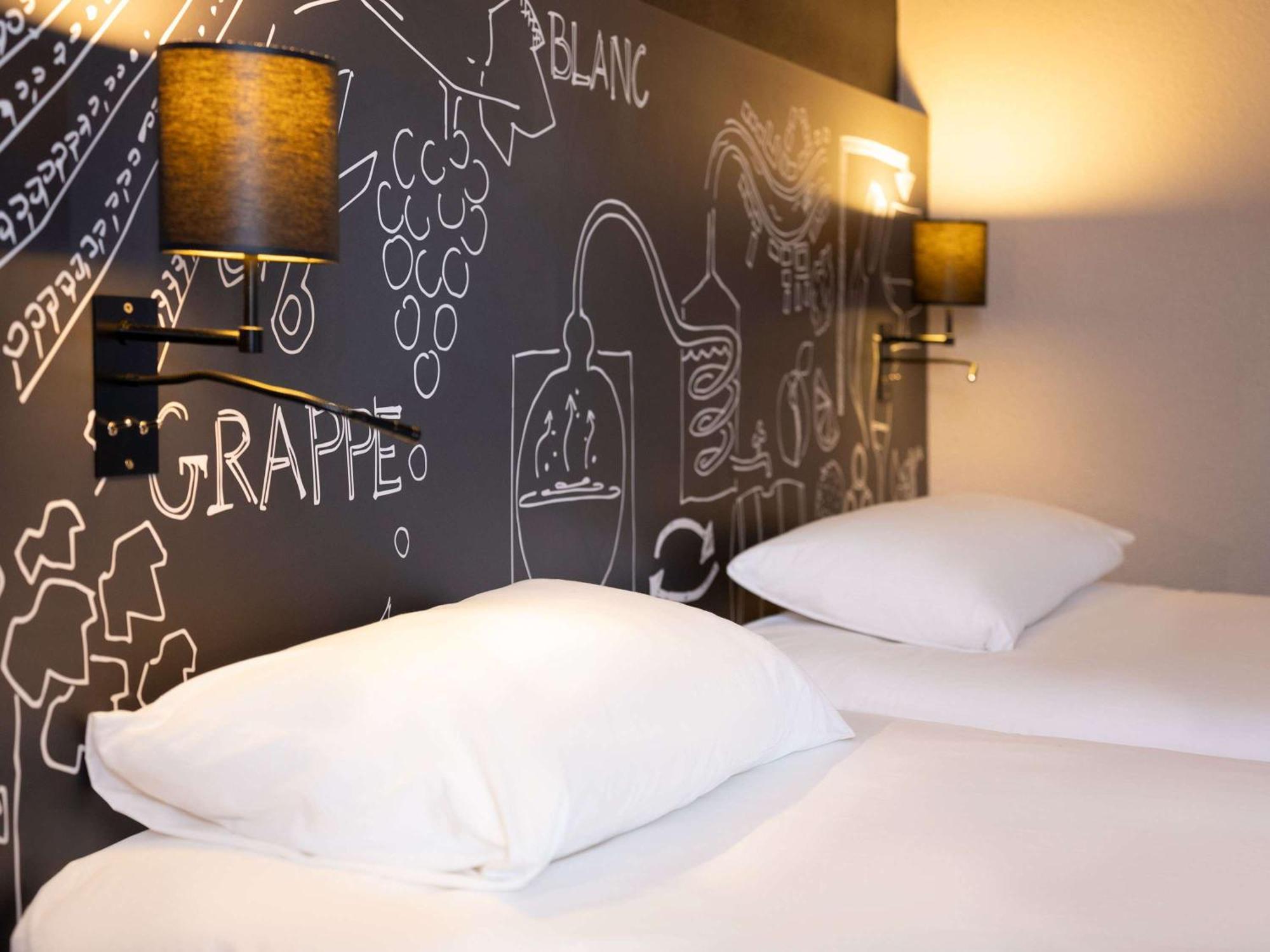 Ibis Styles Cognac Hotel Châteaubernard Exterior photo